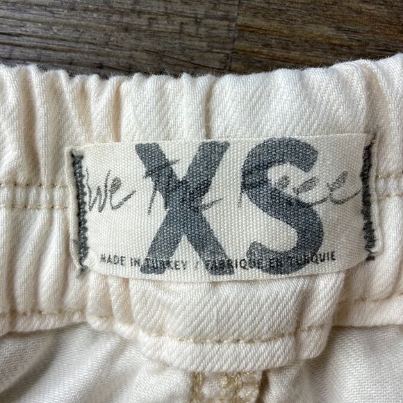 We the Free Women’s Cream High Rise Revival Cotton Denim Joggers, size XS - Picture 5 of 16